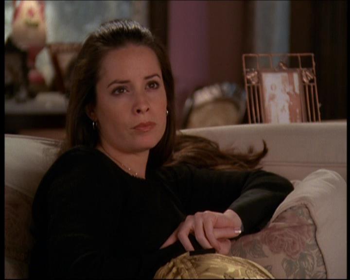 Charmed-Online-dot-613UsedKarma0371.jpg