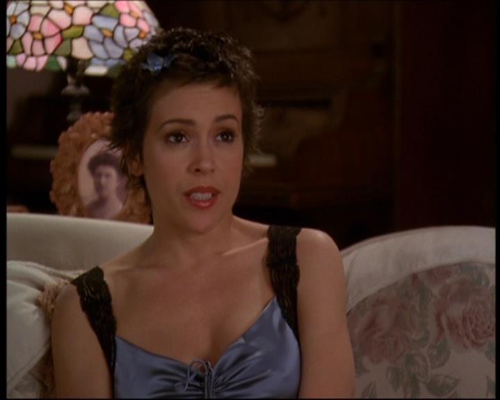 Charmed-Online-dot-613UsedKarma0382.jpg