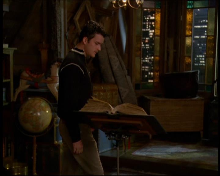 Charmed-Online-dot-613UsedKarma0663.jpg