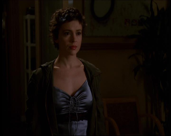 Charmed-Online-dot-613UsedKarma0687.jpg