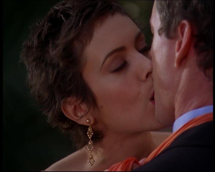 Charmed-Online-dot-613UsedKarma1308.jpg