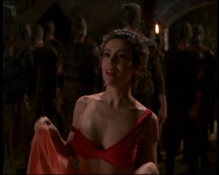 Charmed-Online-dot-613UsedKarma1704.jpg