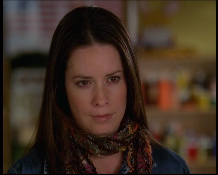 Charmed-Online-dot-614TheLegendOftheSleepyHalliwell0107.jpg