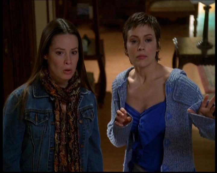 Charmed-Online-dot-614TheLegendOftheSleepyHalliwell0195.jpg