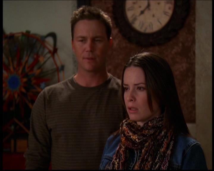 Charmed-Online-dot-614TheLegendOftheSleepyHalliwell0847.jpg