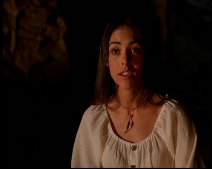 Charmed-Online-dot-614TheLegendOftheSleepyHalliwell1096.jpg