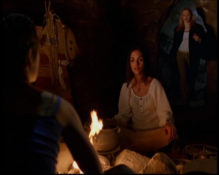 Charmed-Online-dot-614TheLegendOftheSleepyHalliwell1197.jpg