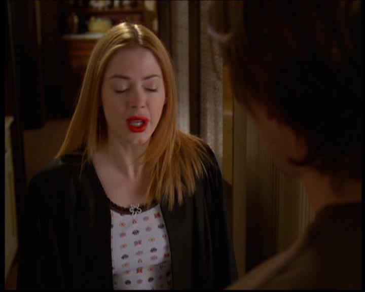 Charmed-Online-dot-614TheLegendOftheSleepyHalliwell1378.jpg