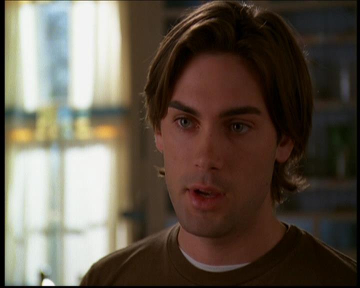 Charmed-Online-dot-614TheLegendOftheSleepyHalliwell1383.jpg
