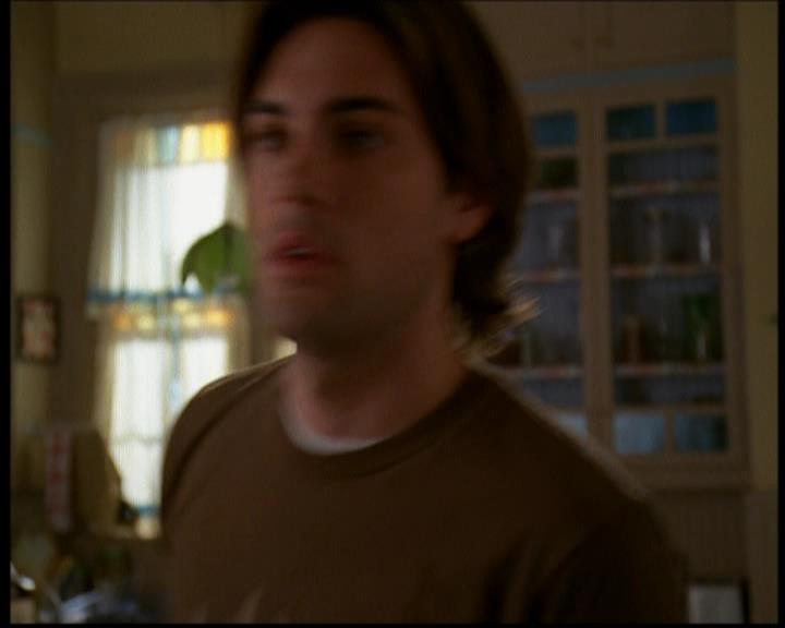 Charmed-Online-dot-614TheLegendOftheSleepyHalliwell1390.jpg