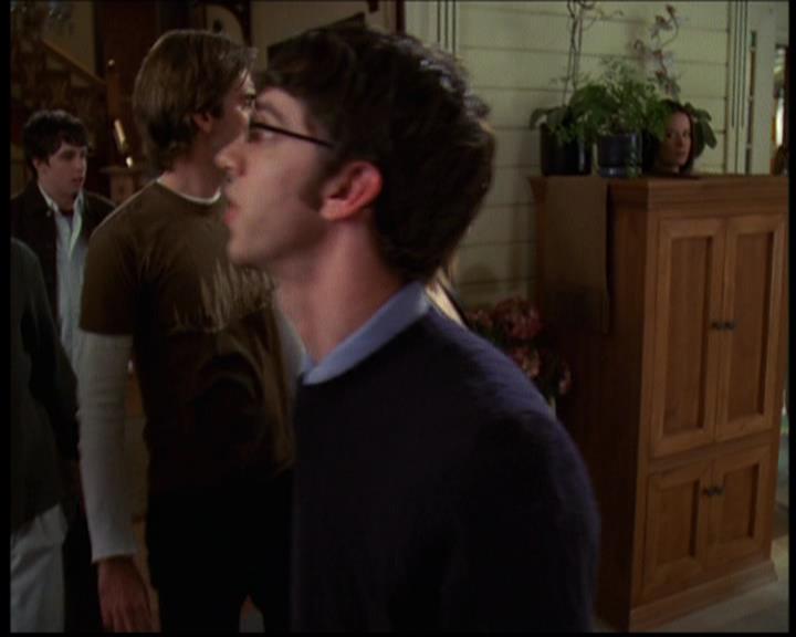 Charmed-Online-dot-614TheLegendOftheSleepyHalliwell1409.jpg