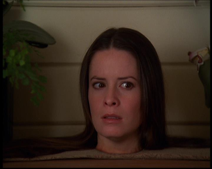 Charmed-Online-dot-614TheLegendOftheSleepyHalliwell1638.jpg