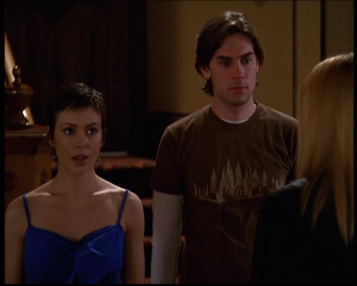 Charmed-Online-dot-614TheLegendOftheSleepyHalliwell1850.jpg