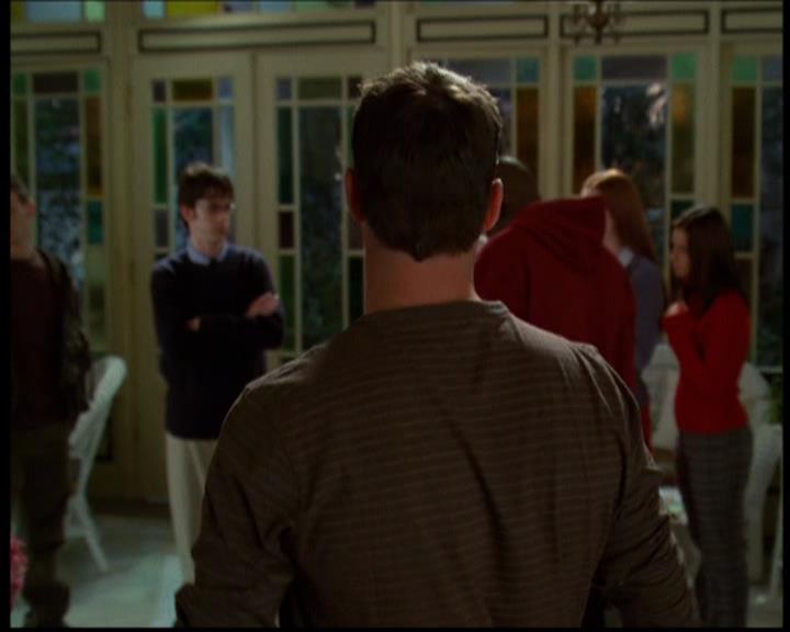 Charmed-Online-dot-614TheLegendOftheSleepyHalliwell2030.jpg Charmed-Online-dot-614TheLegendOftheSleepyHalliwell2030.jpg