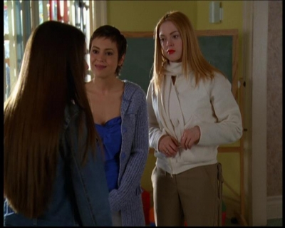 Charmed-Online-dot-614TheLegendOftheSleepyHalliwell0124.jpg