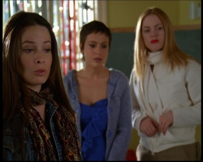 Charmed-Online-dot-614TheLegendOftheSleepyHalliwell0127.jpg