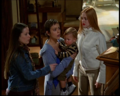 Charmed-Online-dot-614TheLegendOftheSleepyHalliwell0180.jpg