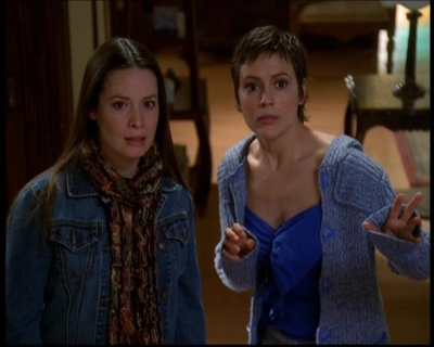 Charmed-Online-dot-614TheLegendOftheSleepyHalliwell0197.jpg