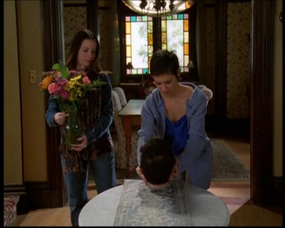 Charmed-Online-dot-614TheLegendOftheSleepyHalliwell0285.jpg