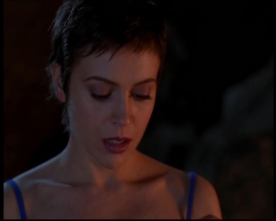 Charmed-Online-dot-614TheLegendOftheSleepyHalliwell1136.jpg