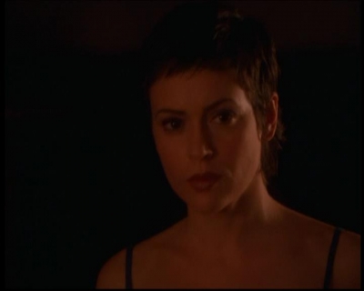 Charmed-Online-dot-614TheLegendOftheSleepyHalliwell1718.jpg