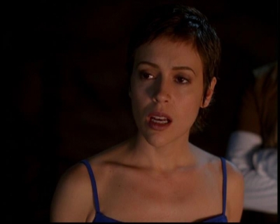 Charmed-Online-dot-614TheLegendOftheSleepyHalliwell1797.jpg