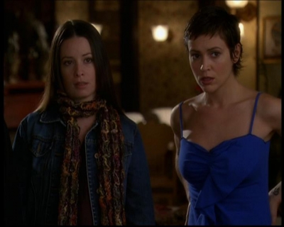 Charmed-Online-dot-614TheLegendOftheSleepyHalliwell2152.jpg