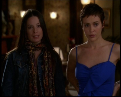 Charmed-Online-dot-614TheLegendOftheSleepyHalliwell2161.jpg