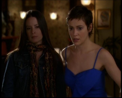 Charmed-Online-dot-614TheLegendOftheSleepyHalliwell2185.jpg