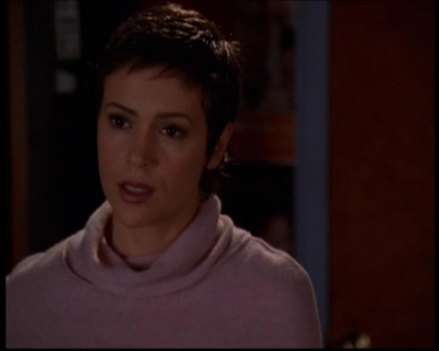 Charmed-Online-dot-614TheLegendOftheSleepyHalliwell2353.jpg