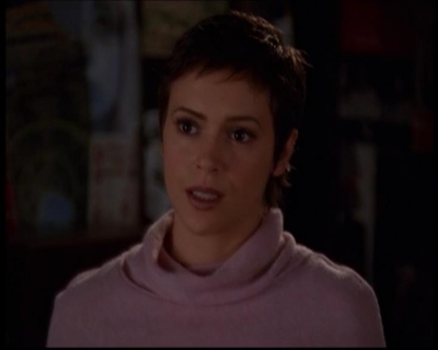 Charmed-Online-dot-614TheLegendOftheSleepyHalliwell2356.jpg