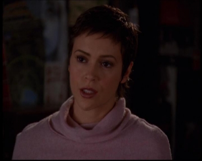 Charmed-Online-dot-614TheLegendOftheSleepyHalliwell2357.jpg