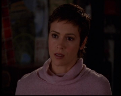 Charmed-Online-dot-614TheLegendOftheSleepyHalliwell2365.jpg