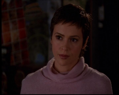 Charmed-Online-dot-614TheLegendOftheSleepyHalliwell2372.jpg