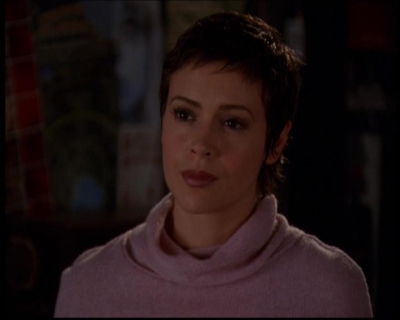 Charmed-Online-dot-614TheLegendOftheSleepyHalliwell2377.jpg