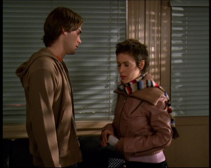 Charmed-Online-dot-615IDreamOfPhoebe0034.jpg