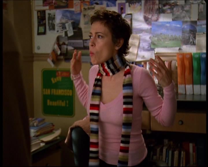 Charmed-Online-dot-615IDreamOfPhoebe0045.jpg