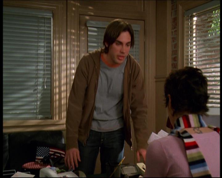Charmed-Online-dot-615IDreamOfPhoebe0059.jpg