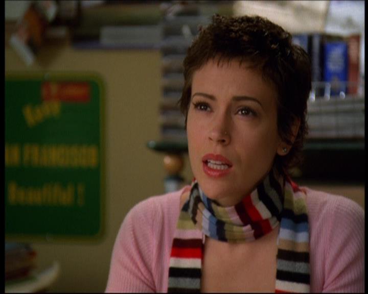 Charmed-Online-dot-615IDreamOfPhoebe0068.jpg