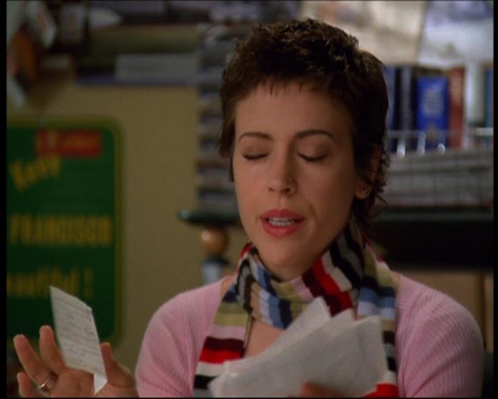 Charmed-Online-dot-615IDreamOfPhoebe0071.jpg