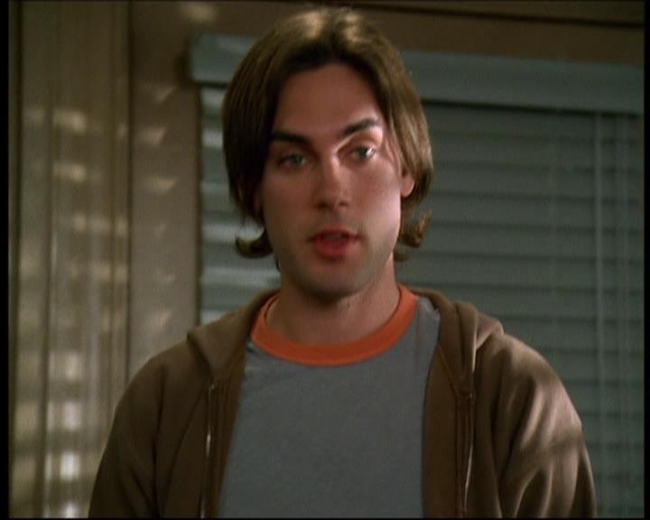 Charmed-Online-dot-615IDreamOfPhoebe0140.jpg
