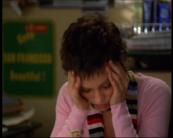 Charmed-Online-dot-615IDreamOfPhoebe0142.jpg