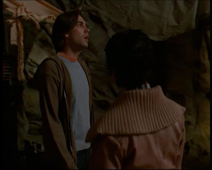 Charmed-Online-dot-615IDreamOfPhoebe0182.jpg
