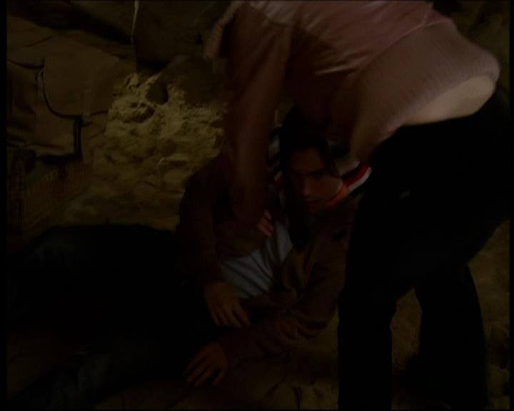 Charmed-Online-dot-615IDreamOfPhoebe0210.jpg