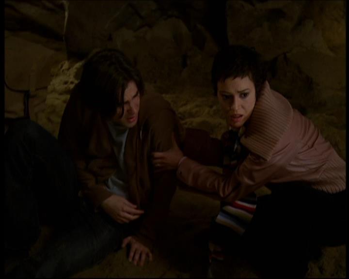 Charmed-Online-dot-615IDreamOfPhoebe0213.jpg