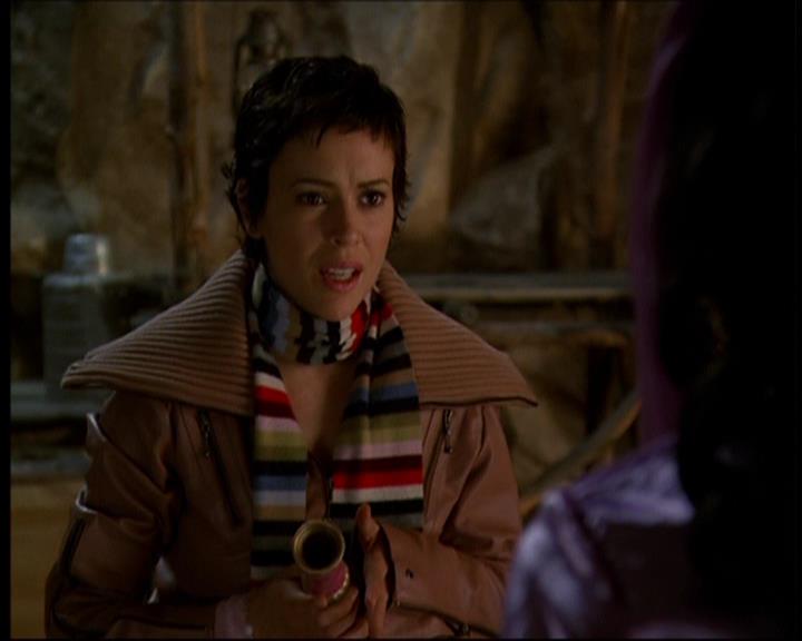 Charmed-Online-dot-615IDreamOfPhoebe0226.jpg
