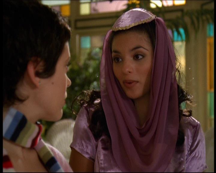 Charmed-Online-dot-615IDreamOfPhoebe0337.jpg