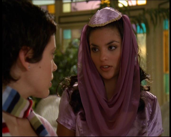 Charmed-Online-dot-615IDreamOfPhoebe0342.jpg