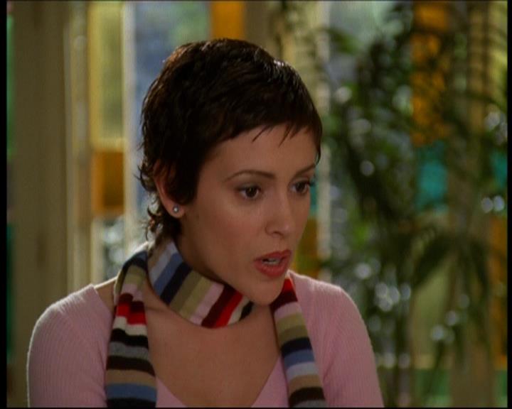 Charmed-Online-dot-615IDreamOfPhoebe0367.jpg