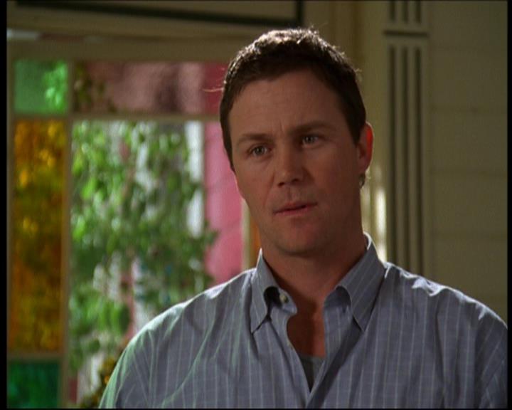 Charmed-Online-dot-615IDreamOfPhoebe0375.jpg